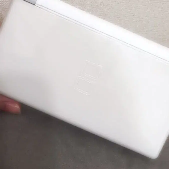 닌텐도 ds lite 화이트 판매