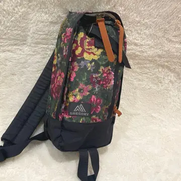 새상품급 그레고리 Switch sling 원숄더백 꽃무늬
