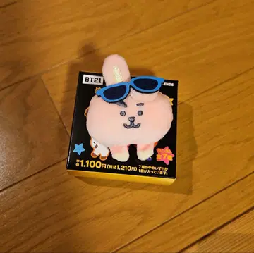패밀리마트 한정판 BT21 인형 배지 COOKY