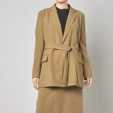 띠어리 테일러드 자켓 벨트 포함 베이지