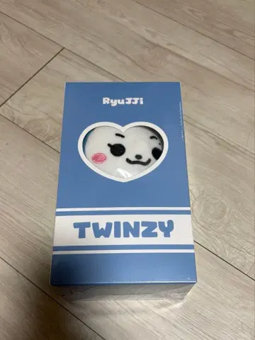 ITZY 류진 TWINZY 봉제 인형