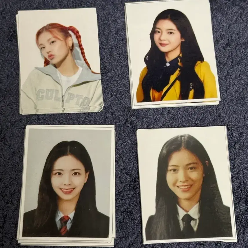 Itzy itzy 持っている証明写真