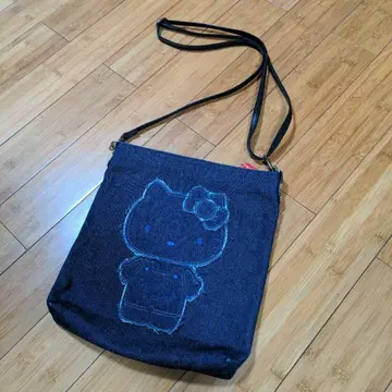 Hello Kitty 헬로키티 Kitamura 데님 숄더백