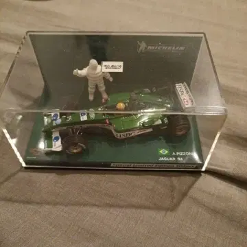 미니챔프 F1 1/43 JAGUAR R4 A. Pizzonia