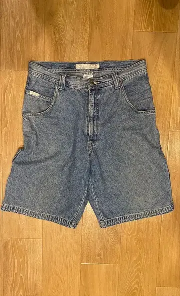 GUESS 데님 숏팬츠 32인치 빈티지