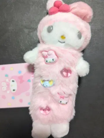 산리오 마이멜로디 립 파우치 참 (두근거리는 팝 비즈)