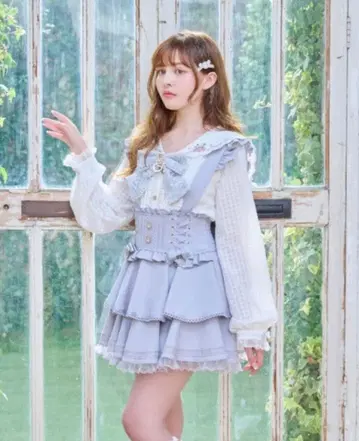 LIZLISA 서스펜더 부착 티어드 치마바지 블루
