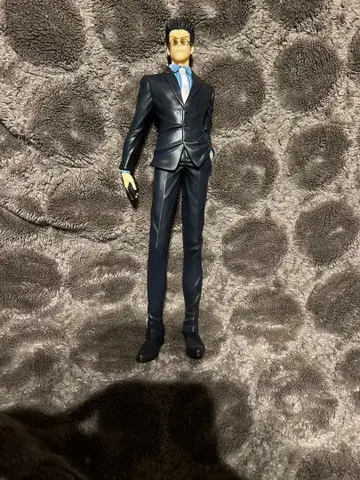제일복권 헌터헌터 D상 레오리오 피규어
