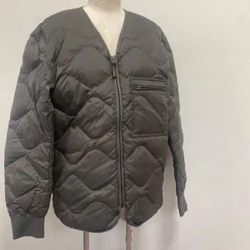 UNIQLO U 퀼팅 자켓 V넥 카키