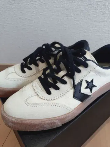 새상품급 CONVERSE 로드 클래식 아이보리 23.5