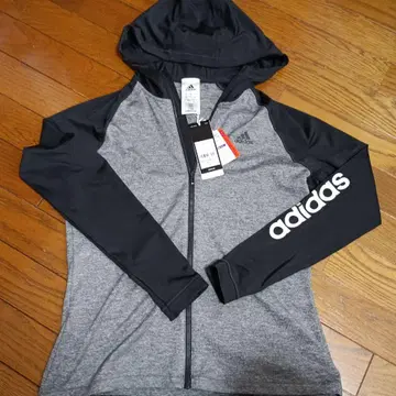 새상품 adidas 후드티 L 사이즈
