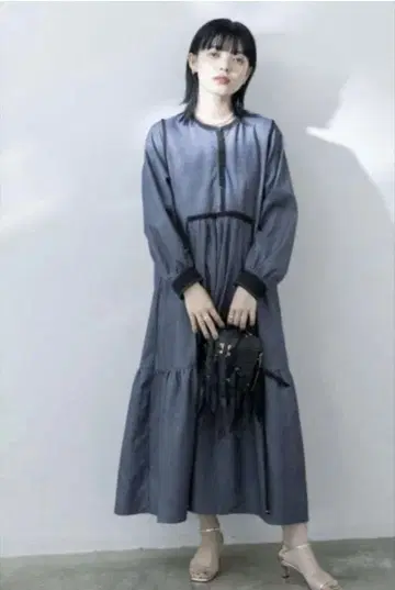 에이미 로우 텐셀 데님 티어드 드레스