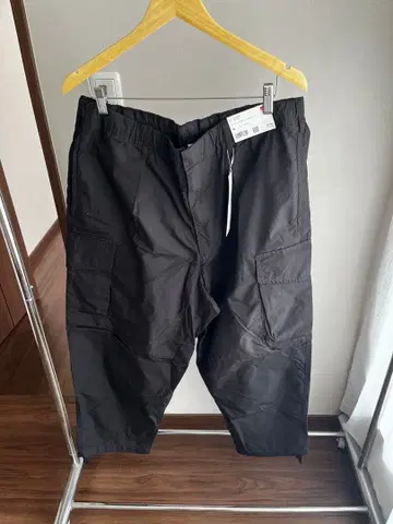 UNIQLO U 와이드 핏 파라슈트 카고 팬츠 블랙 XL