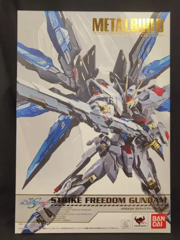 반다이 METALBUILD 스트라이크 프리덤 건담