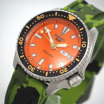 121 가동 SEIKO 시계 5SPORTS 자동 와인딩 오렌지 남성용