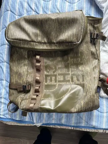 THE NORTH FACE 카모플라쥬 패턴 백팩