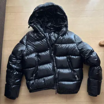 ZARA 다운 자켓 블랙