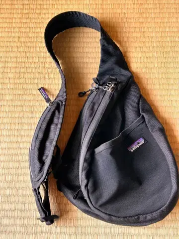 Patagonia Atom Sling 아톰 슬링 블랙