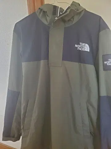 한국 THE NORTH FACE 마운틴 파카 카키 남성용 S 사이즈