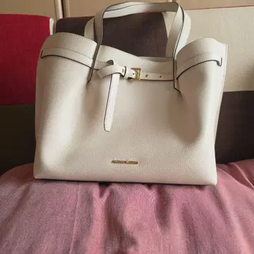 MICHAEL KORS 토트백 라지 화이트 골드 금장 장식