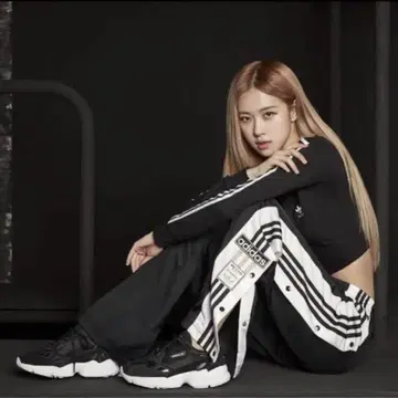 BLACKPINK 아디브레이크 아디다스 트랙 팬츠