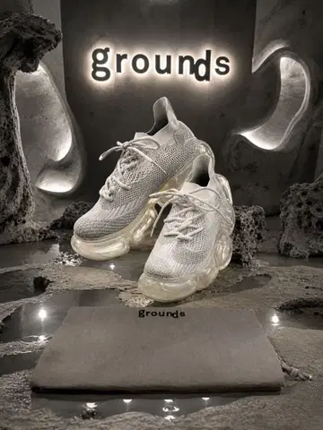 grounds 스니커즈 화이트