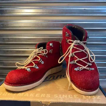 Danner 다너 스웨이드 마운틴 트레일 8 쓰리우드 별주