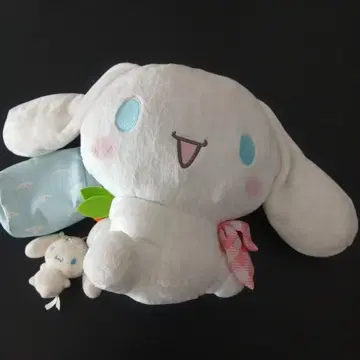 시나모롤 봉제 인형 & 키 액세서리 & 파우치 새상품급