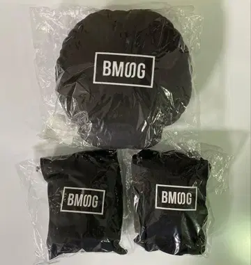미사용 새상품 BMSG 넥 쿠션과 슬리퍼 2켤레 세트
