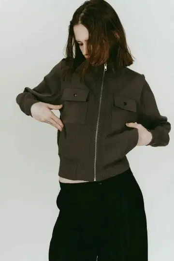 Knuth Marf 크누스마프 포켓 집업 니트 그레이