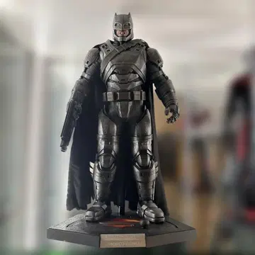 핫토이즈 아머드 배트맨 배트맨 hottoys BATMAN