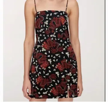 ZARA 드래곤 패턴 새틴 슬리브리스