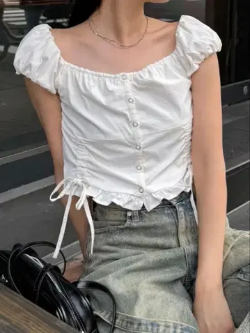EMODA 리본 탑