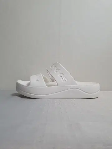 240mm 크록스 바야 플랫폼 샌들 화이트