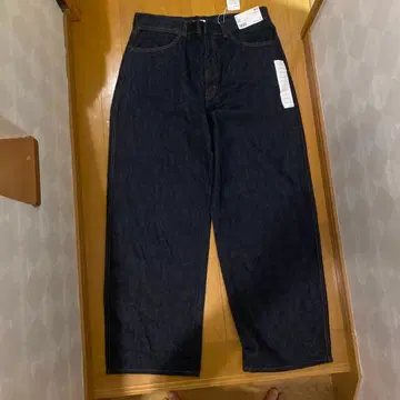 [미사용품] UNIQLO U 와이드 실루엣 데님