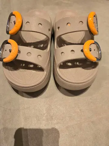 Crocs 샌들 베이지 오렌지 W6