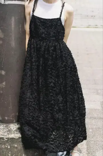 ZARA 프린지 가공 미디 기장 원피스