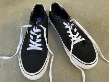 [ 가격 인하 ] Vans Era 블랙