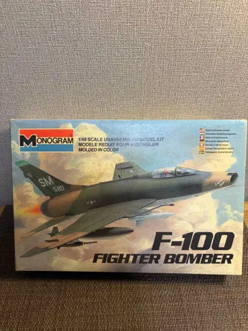 모노그램 1/48 F-100 전투기 폭격기