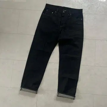 UNIQLO 셀비지 레귤러핏 스트레이트 데님 32인치