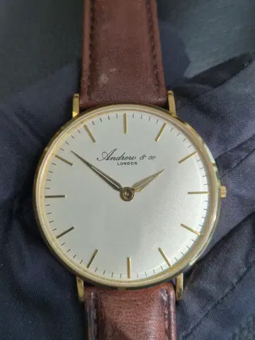 Andrew&co 런던 가죽손목시계 새상품 41mm