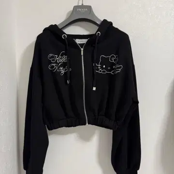 BUBBLES x Hello Kitty 큐빅 지퍼 후드티 블랙
