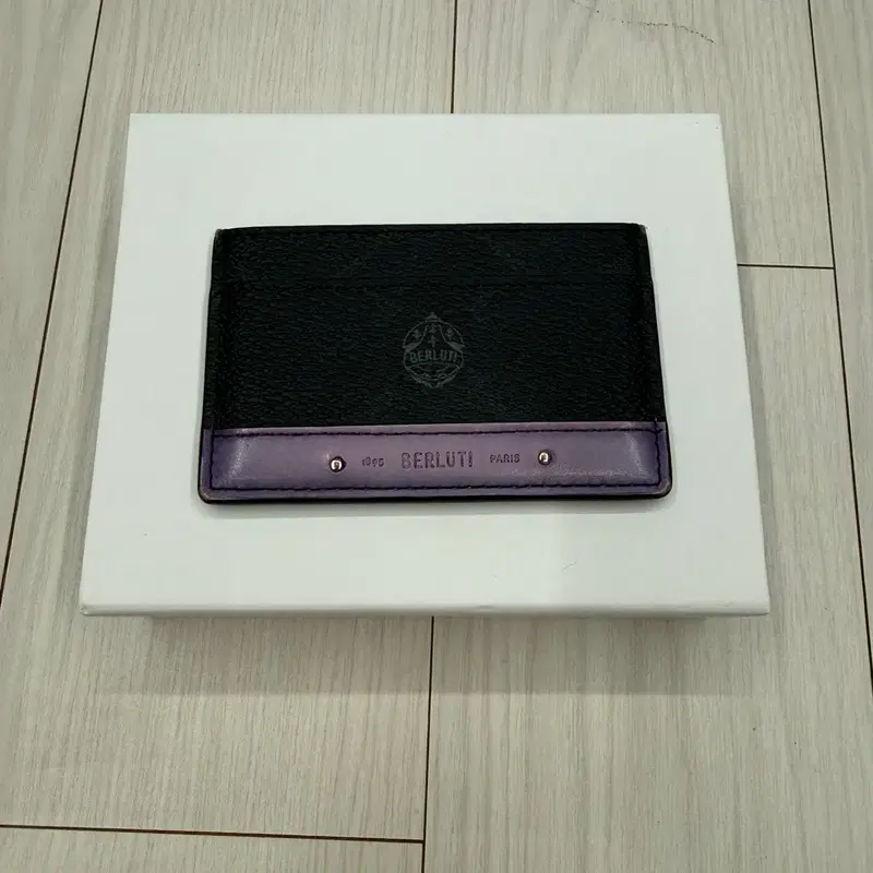벨루티 카드 홀더 월렛 지갑