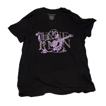 TRUE RELIGION 큐빅 티셔츠
