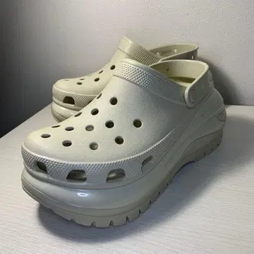 크록스 클래식 메가 크러쉬 클로그 통굽 W9 25cm
