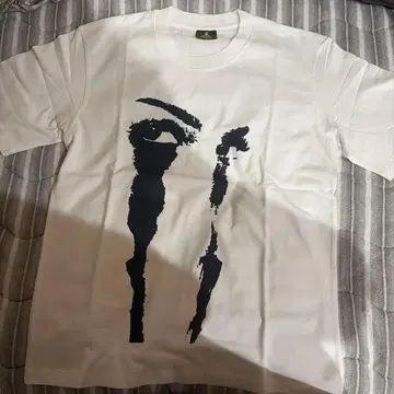 VLONE 티셔츠 아이 프린트 swag y2k