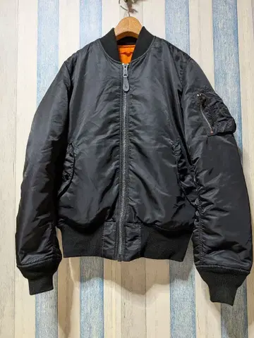 ALPHA INDUSTRIES MA-1 플라이트 자켓 M 블랙