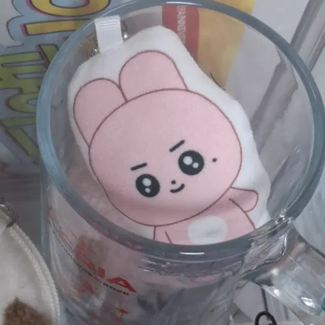 케리아 어나더 애니멀 프렌즈 쿠션 키링