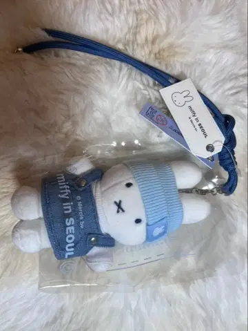 2025년 한정판 시리즈 miffy in SEOUL 봉제 인형 키링