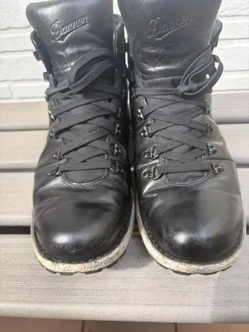 Danner 블랙 가죽 부츠